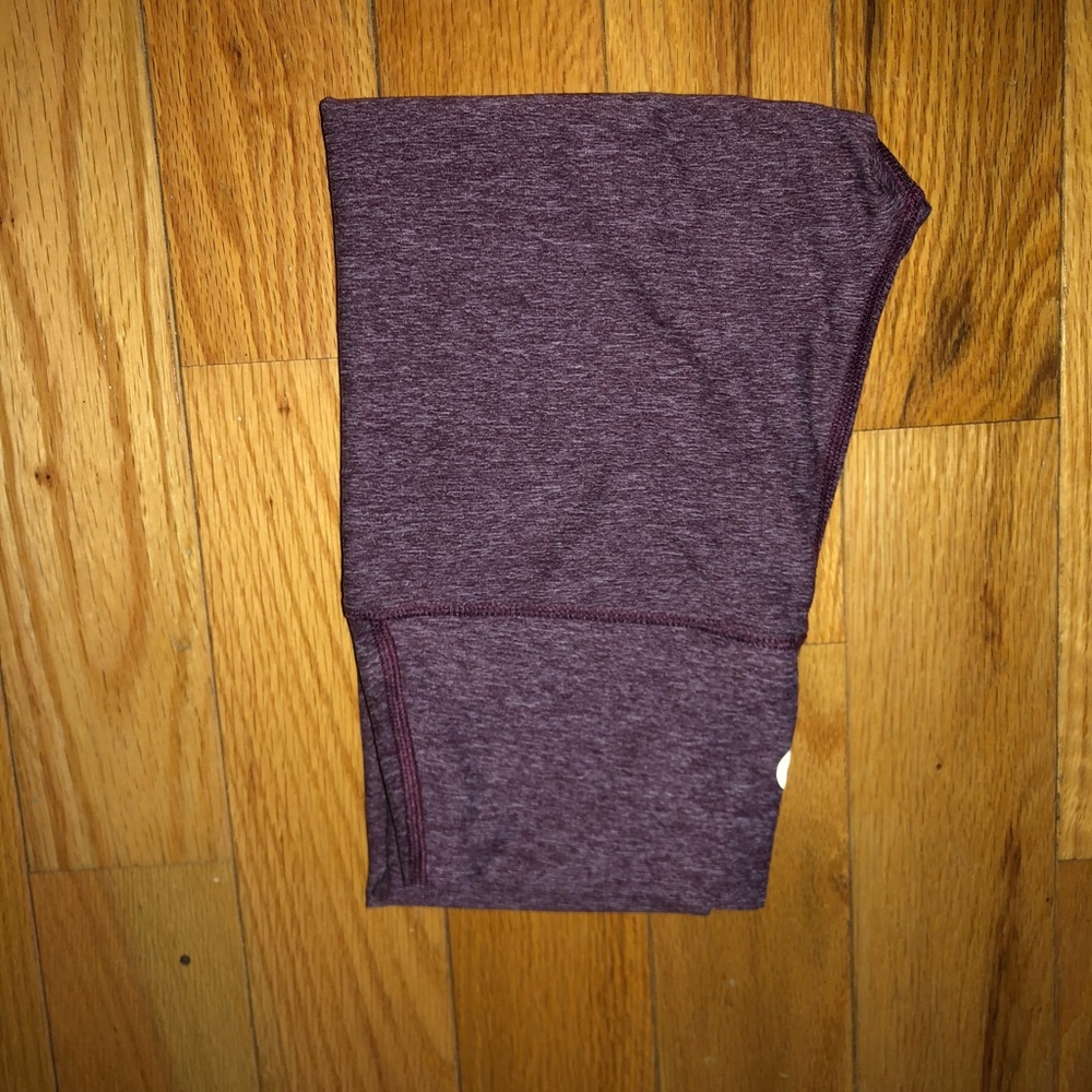 Maroon leggings
